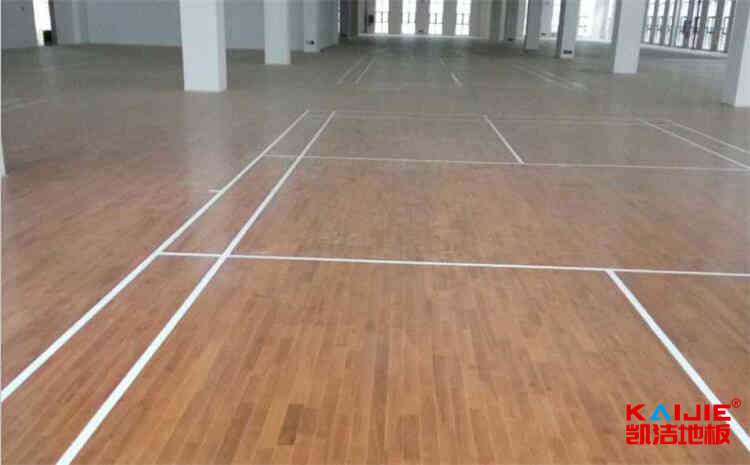 貴陽實木運動地板施工工藝