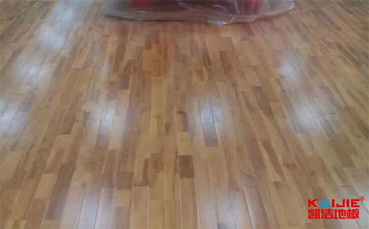 室內(nèi)籃球場(chǎng)地板公司品牌