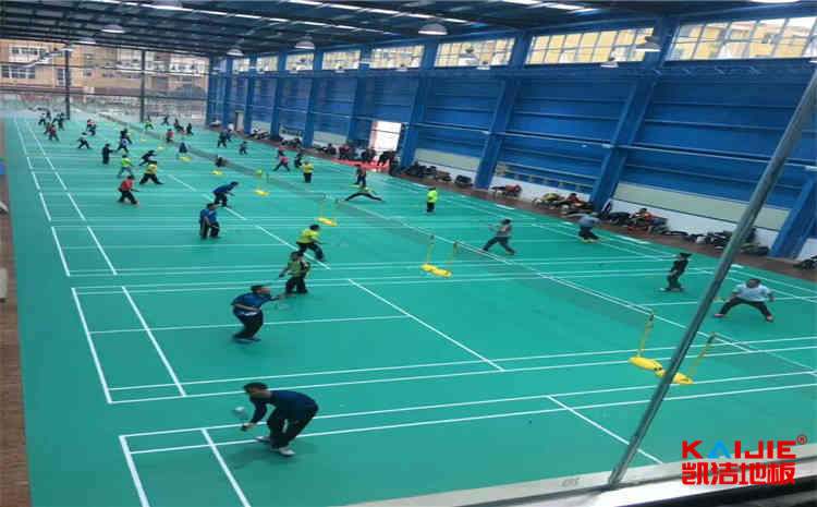 浙江柞木實(shí)木運(yùn)動(dòng)地板什么品牌好