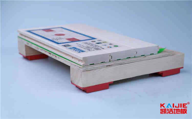 上海楓樺木體育地板價格及圖片