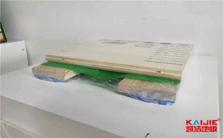 云南專(zhuān)業(yè)實(shí)木運(yùn)動(dòng)地板價(jià)格