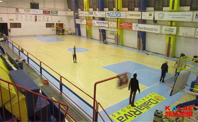 楓樺木體育地板廠家批發(fā)