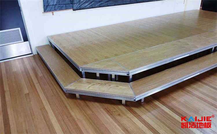 松木實木運動地板怎么翻新