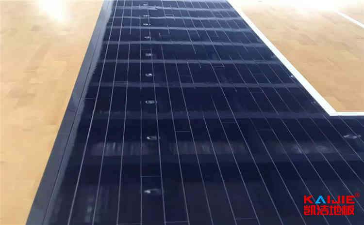 楓樺木籃球運動地板翻新施工