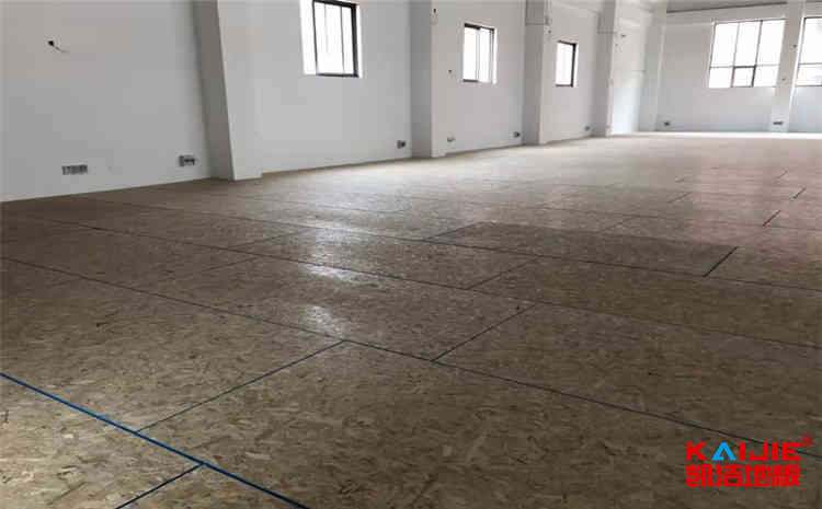 籃球場(chǎng)木地板價(jià)格多少錢？