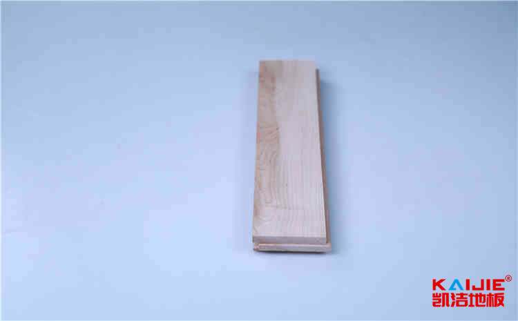 進(jìn)口實(shí)木運(yùn)動地板批發(fā)