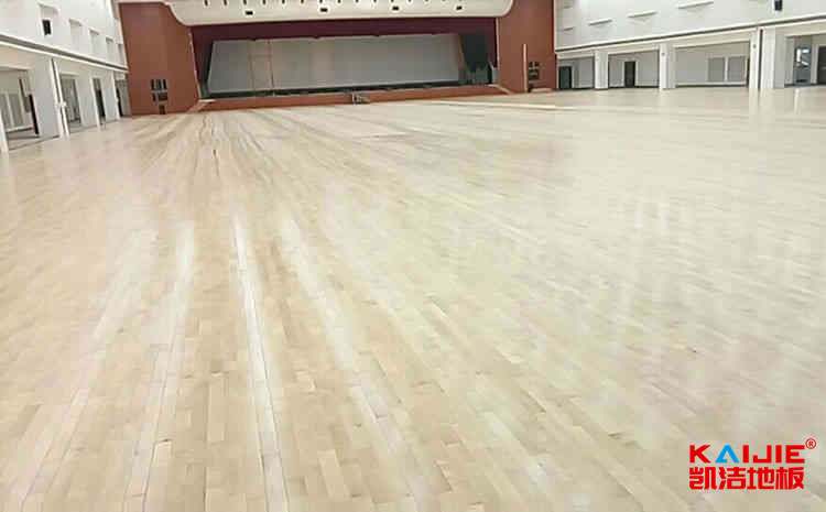 硬木企口運動木地板施工