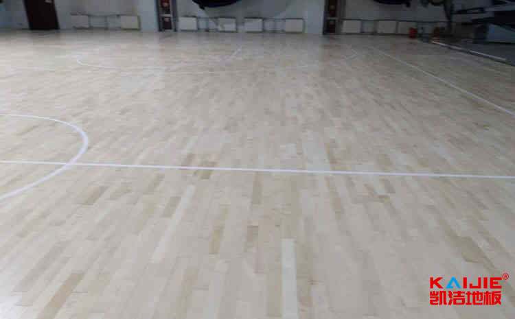 楓樺木運動木地板廠家批發