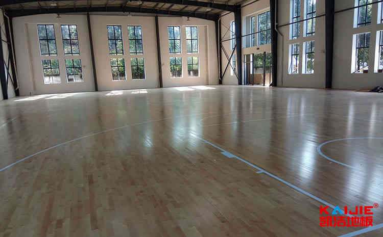 廣西北流市區(qū)哪里有籃球場(chǎng)