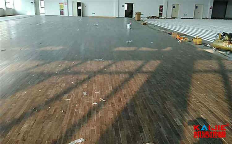 籃球館地板選購