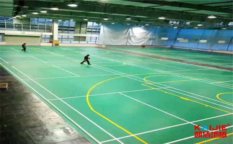 楓木舞臺運動木地板多少錢一平米？